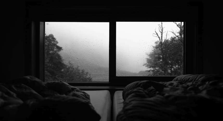 Hut and sleeping bag